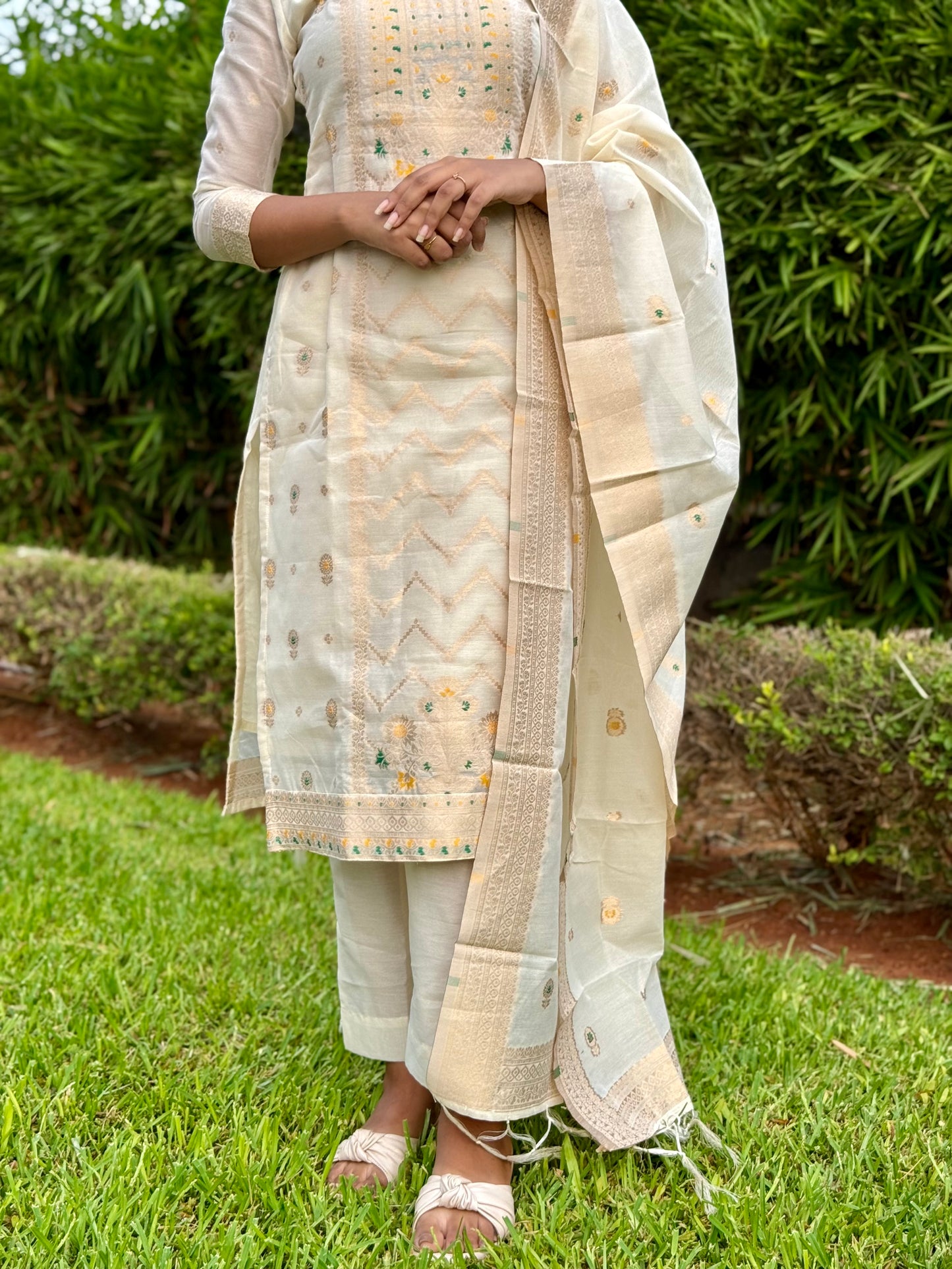 Ny 513 Elegant Cotton Banaras Kurti with 3/4th sleeves and scallop detailings