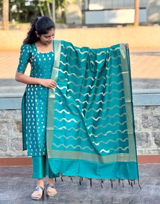 NY 521 Elegant Rawsilk with silk duppatta and elbow puff sleeves