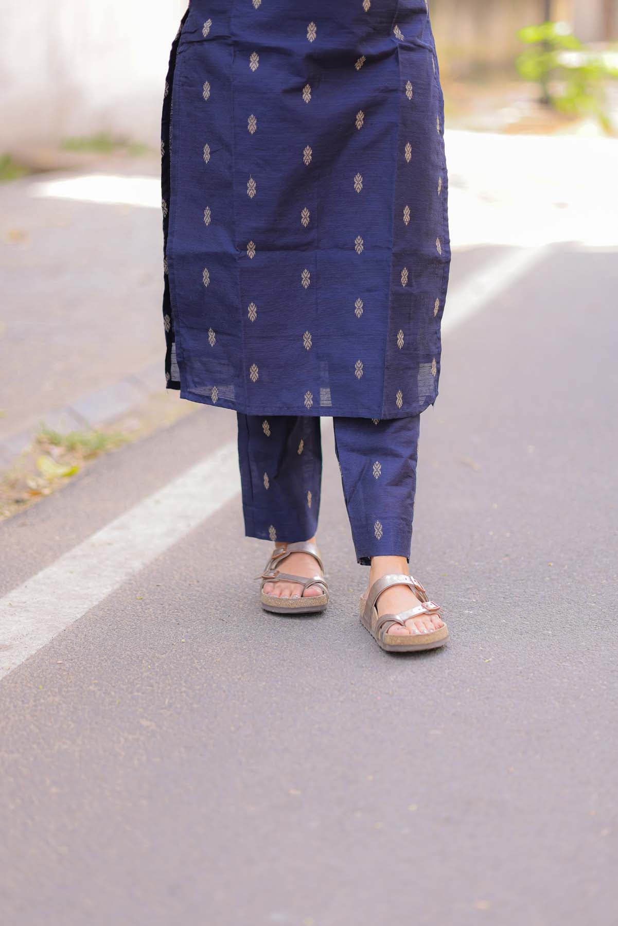 Elegant Raw Silk kurti with 3/4th puff sleeves