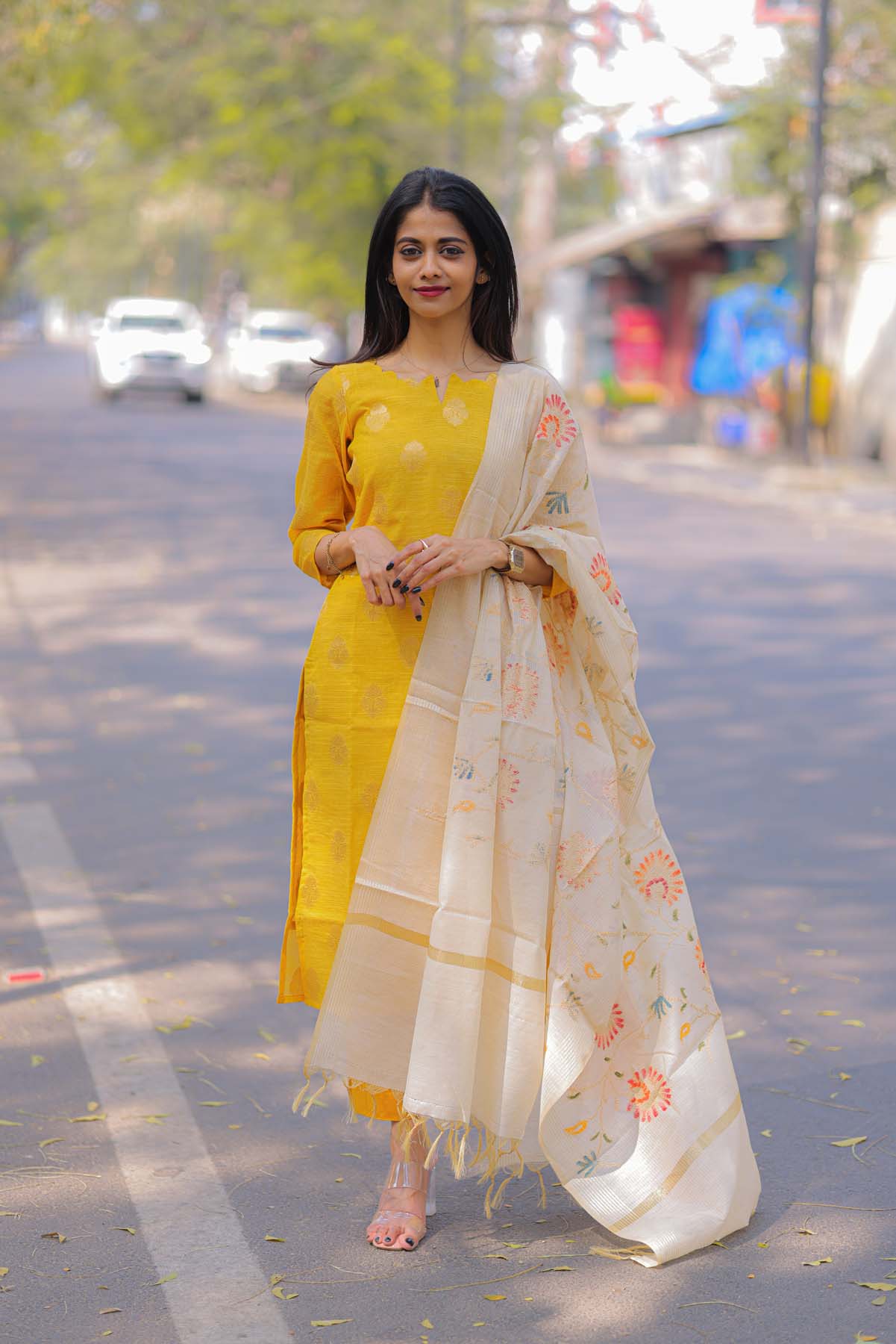 Elegant Cotton Banaras kurti with 3/4th sleeves and embroidery on duppatta