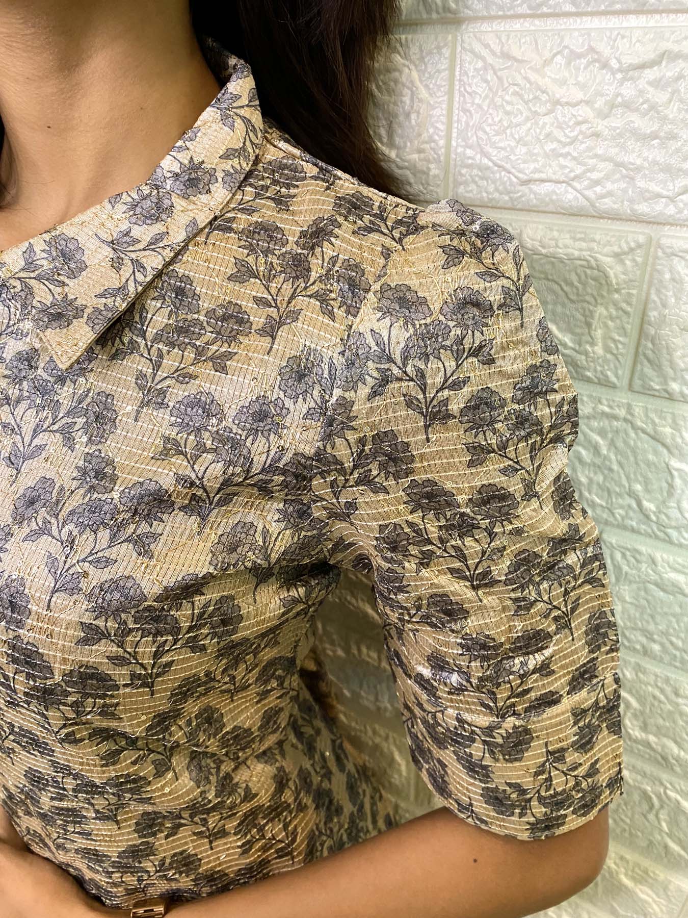 Elegant Rawsilk with golden sequence and elbow sleeves