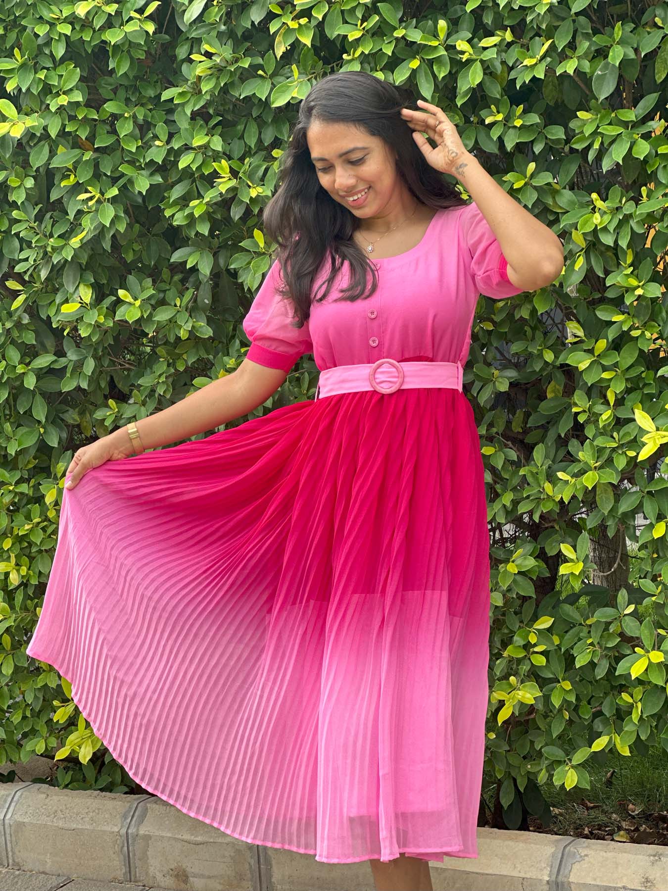 Elegant Georgette ombre maxi with short puff sleeves (lining attached)