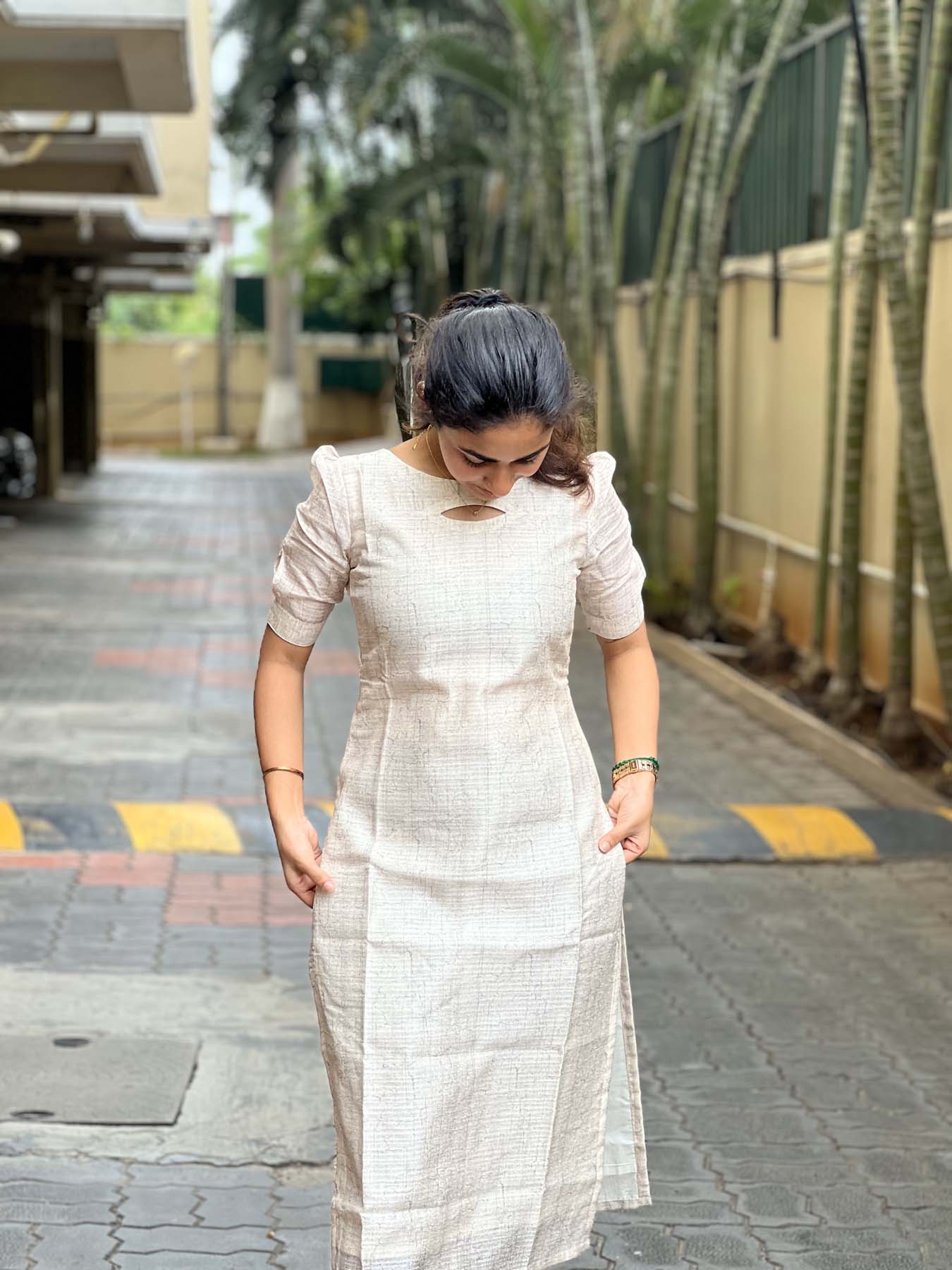 Elegant Tussar Silk kurti with Tussar Duppatta with elbow puff sleeves