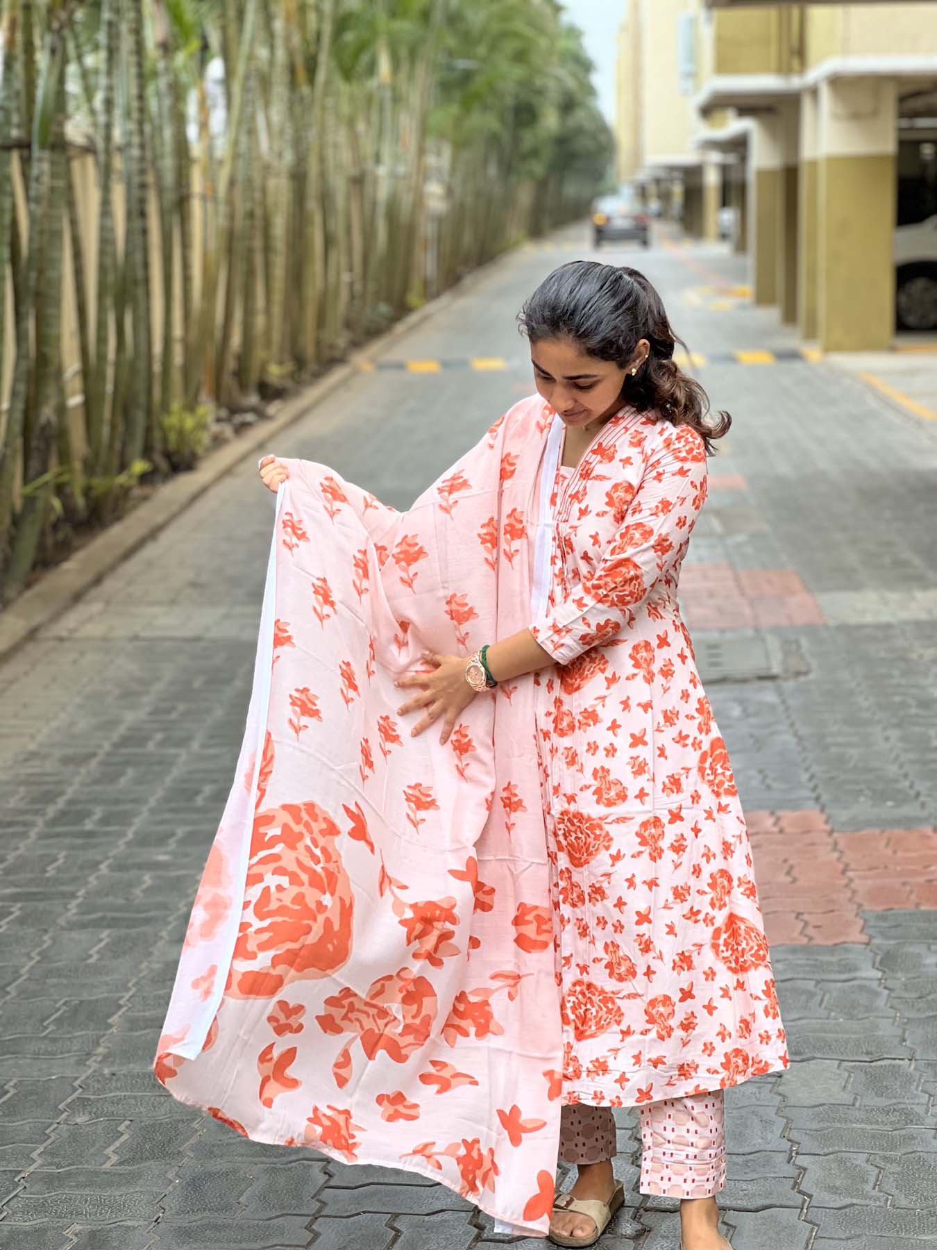 Elegant Mul cotton kurti with pant and duppatta with 3/4th sleeves