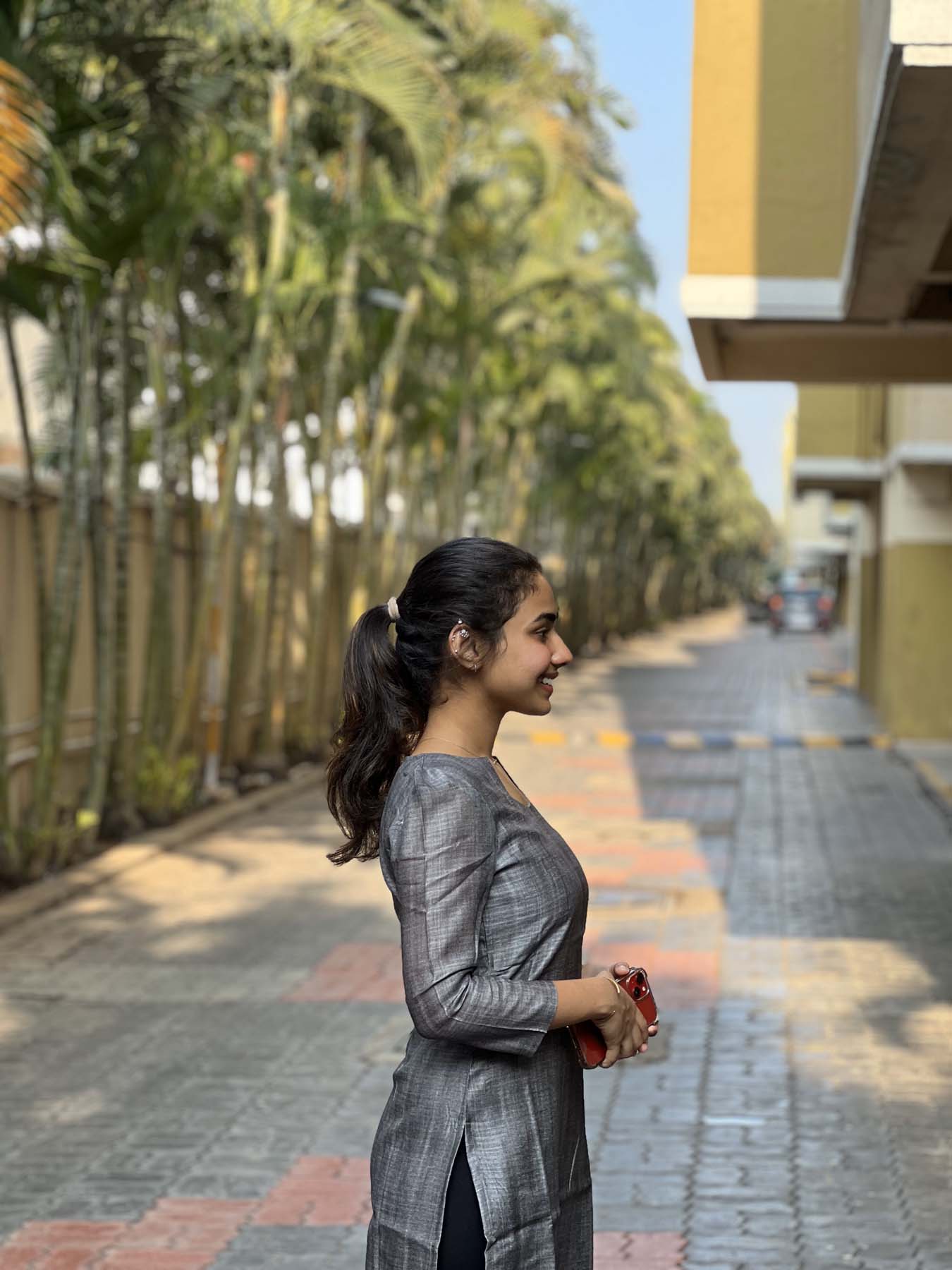 Elegant kurti with 3/4th puff sleeves