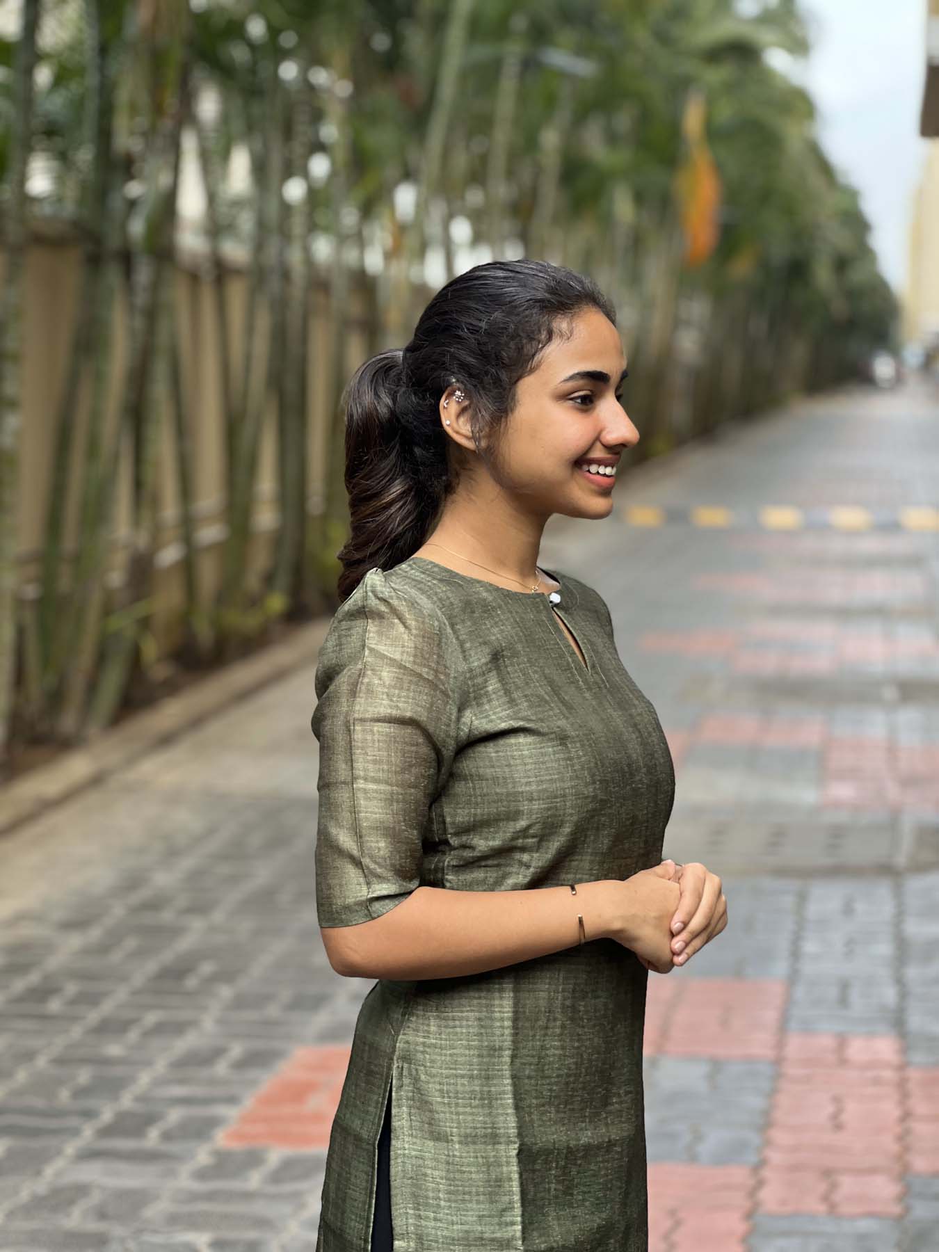 Elegant kurti with elbow puff sleeves