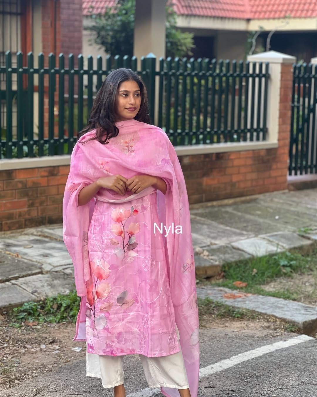 Elegant Linen with digital print and embroidery with thread detailings and elbow sleeves