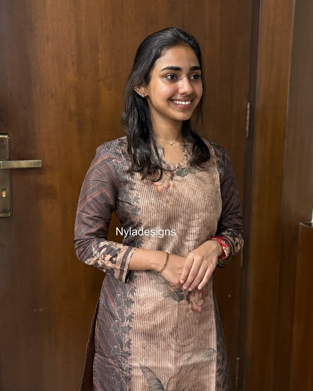 Elegant Muslin shimmer kurti with 3/4th sleeves