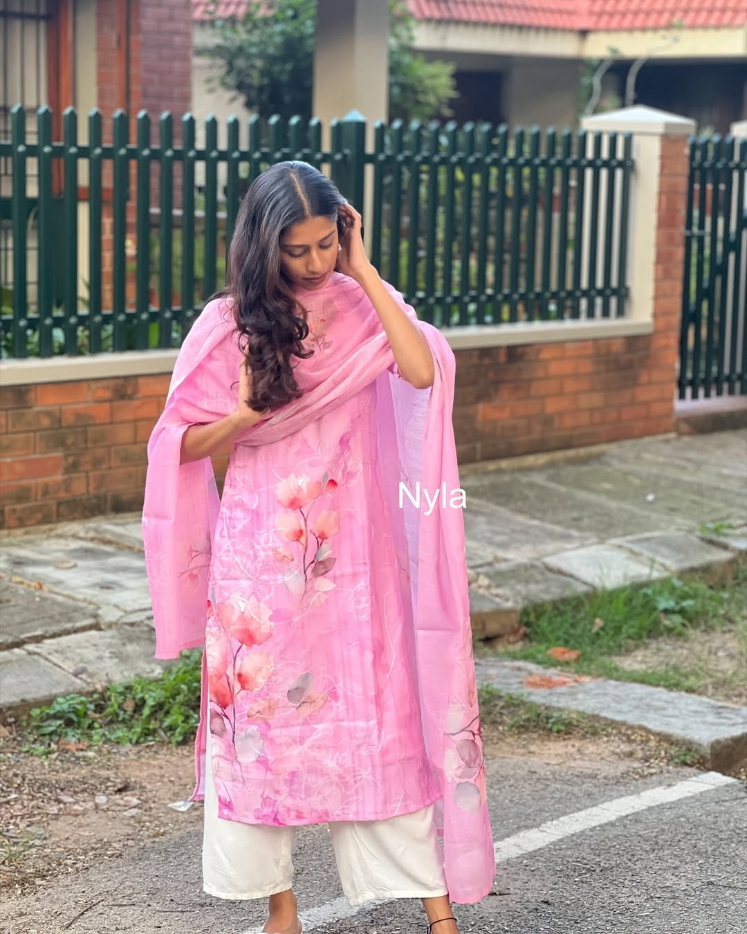 Elegant Linen with digital print and embroidery with thread detailings and elbow sleeves