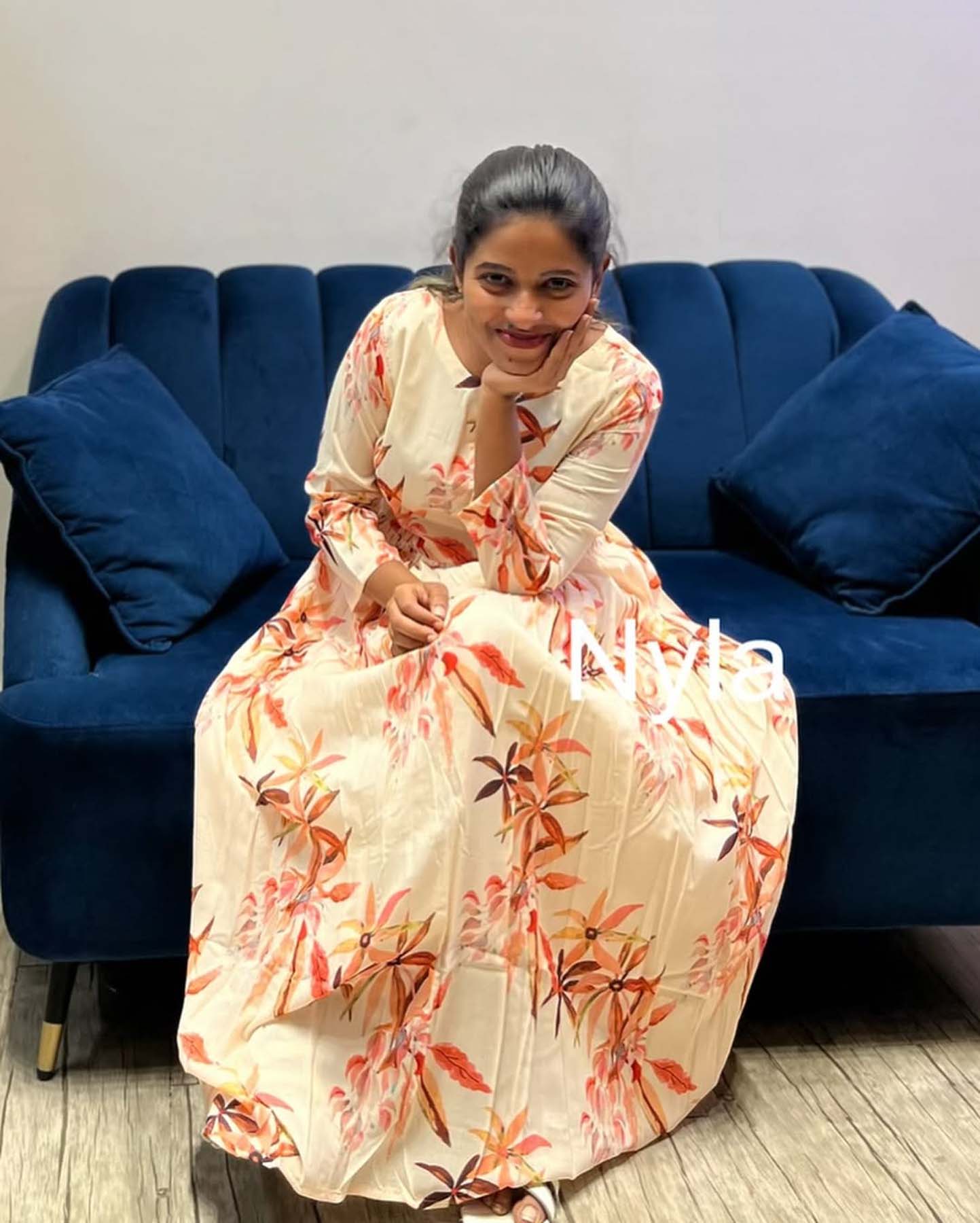 Elegant Mul cotton Full maxi with 3/4th sleeves (Cotton lining attached)