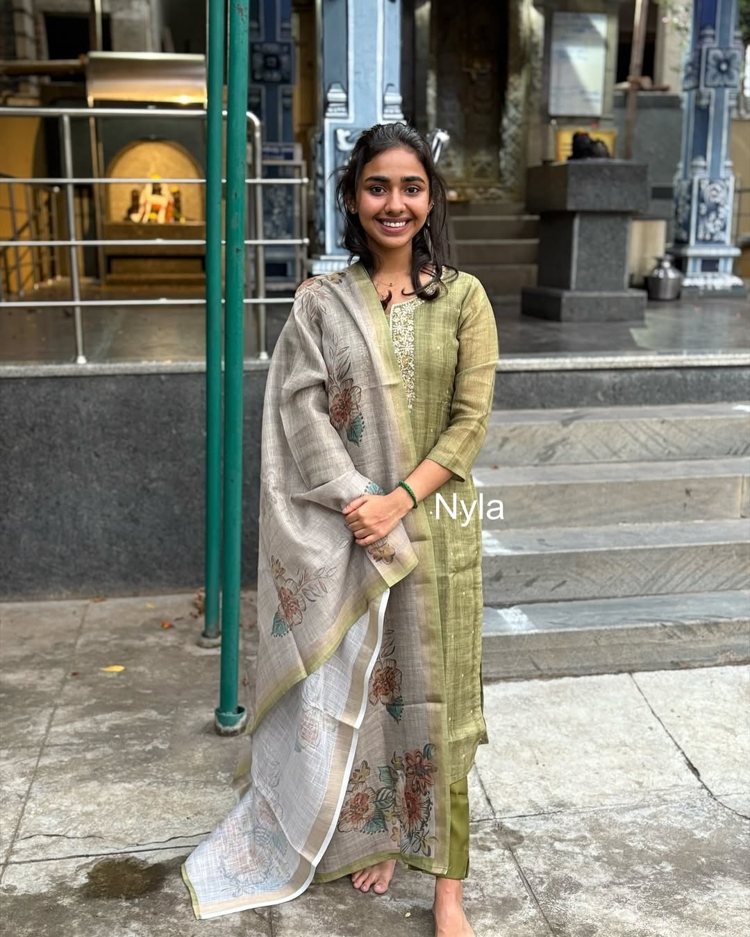 Elegant Chanderi kurti with embroidery and 3/4th sleeves