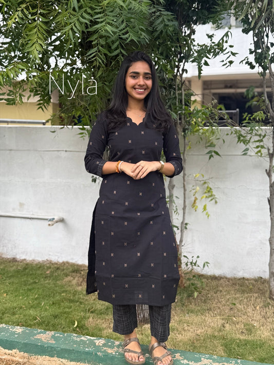 NY 456 Elegant pure handloom cotton set with 3/4th sleeves