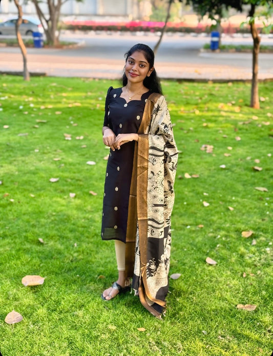 NY 535 Elegant Rawsilk kurti with kalamkari duppatta and elbow sleeves