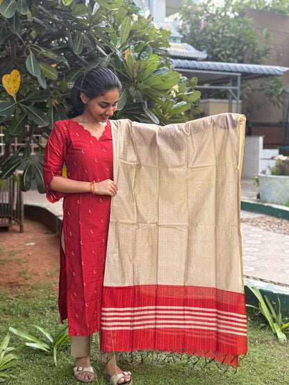 NY 483 Elegant  RawSilk  kurti with 3/4th sleeves and scallop detailings with kantha duppatta