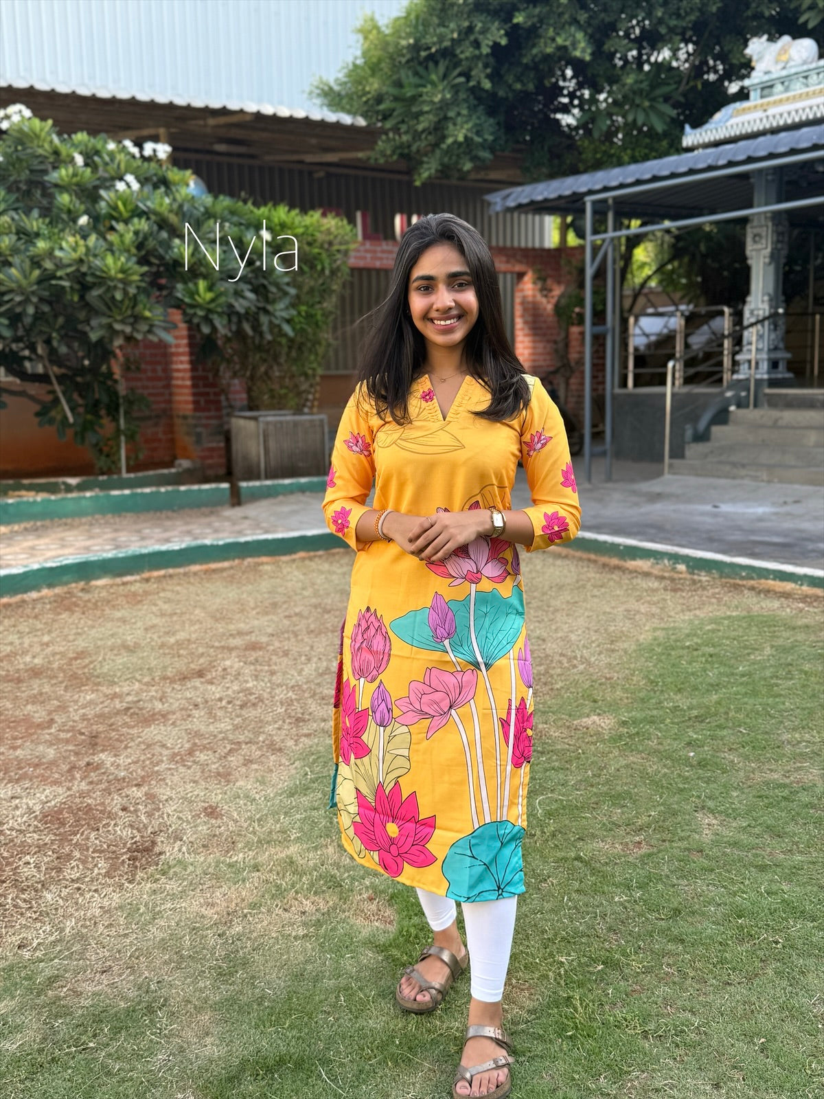 NY 451 Elegant Linen cotton Kurti with 3/4th sleeves and pleat detailings on neck