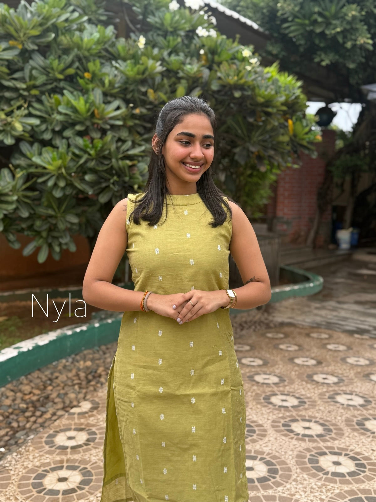 NY 460 Elegant Rawsilk Kurt set with kalamkari duppatta and kantha pant (sleeves can be attached)