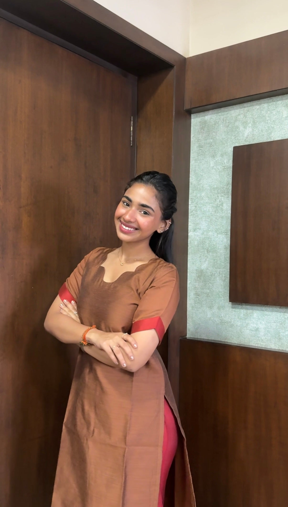 Elegant Pure Maheshwari silk kurti set with elbow sleeves