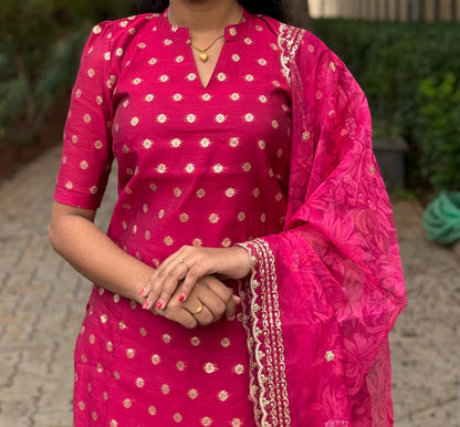 NY 527 Elegant Dola silk set with organza duppatta with elbow puff sleeves