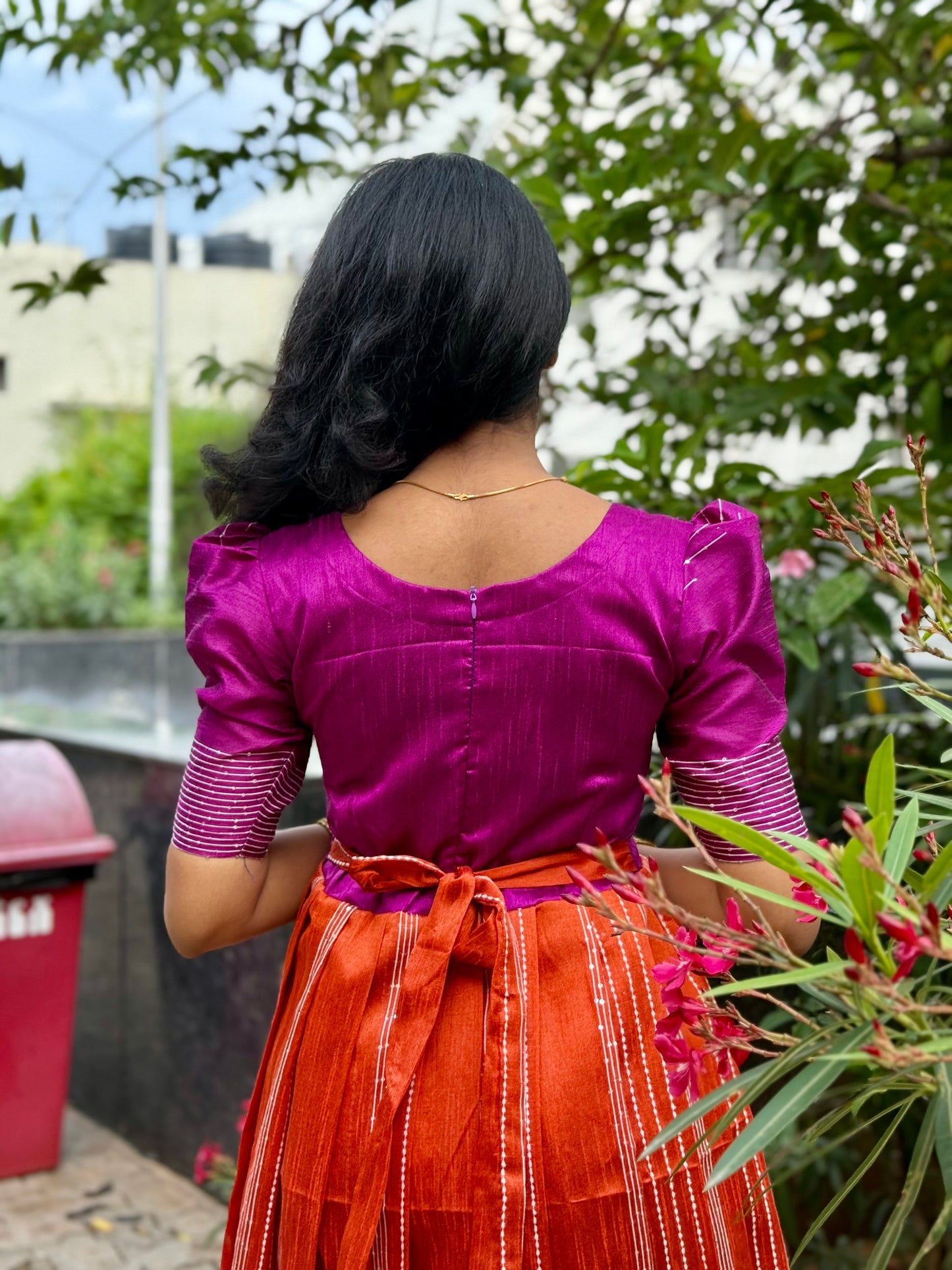 NY 509 Elegant Dola silk skirt material with elbow puff sleeves