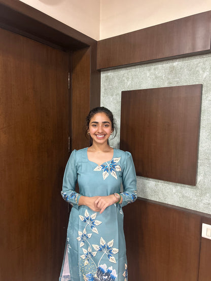 Elegant Linen Cotton kurti with 3/4th puff sleeves