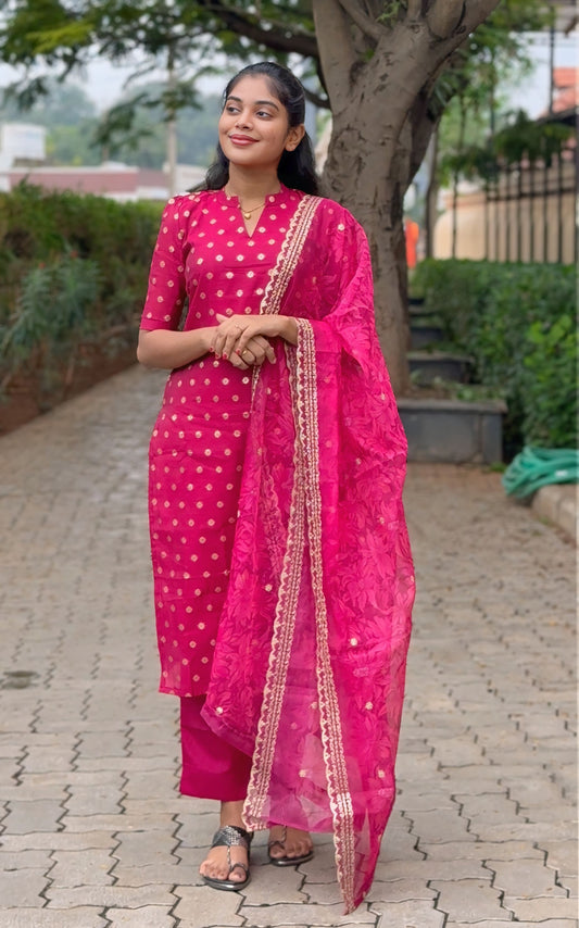 NY 527 Elegant Dola silk set with organza duppatta with elbow puff sleeves