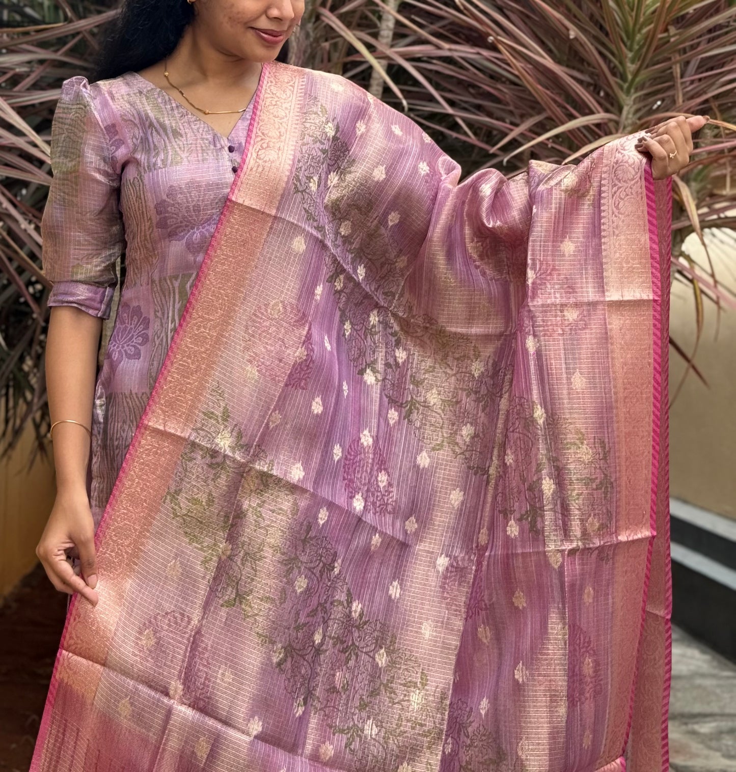 NY 508 Elegant Pure tissue kota silk with elbow puff sleeves