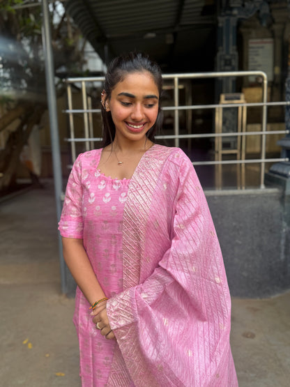 Elegant Pure Banaras kurti set with duppatta and elbow sleeves with potli button detailings