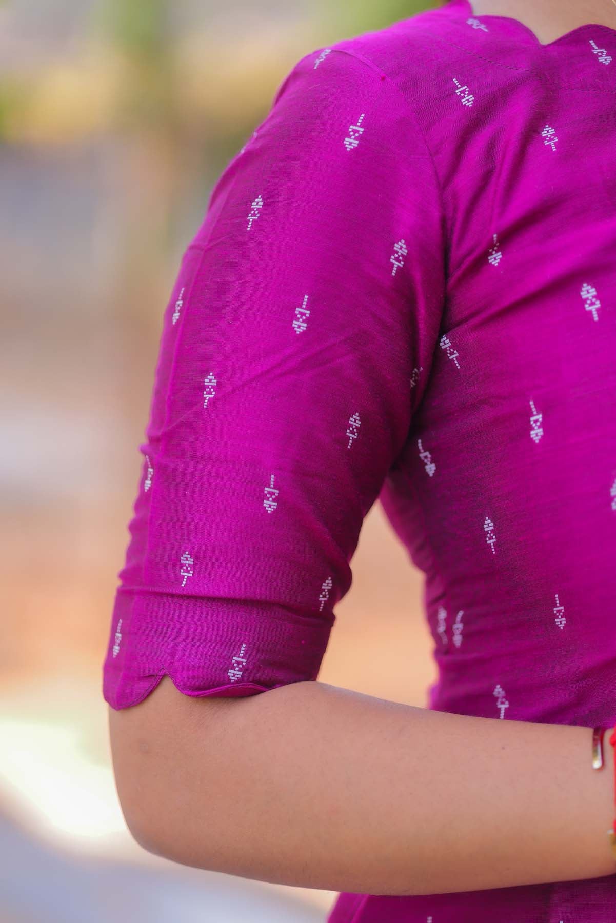 Elegant RawSilk  kurti with elbow sleeves and scallop detailings on neck sleeve and pant