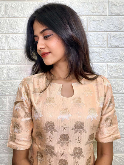 Capturing the timeless elegance of Banaras kurti with elbow sleeves