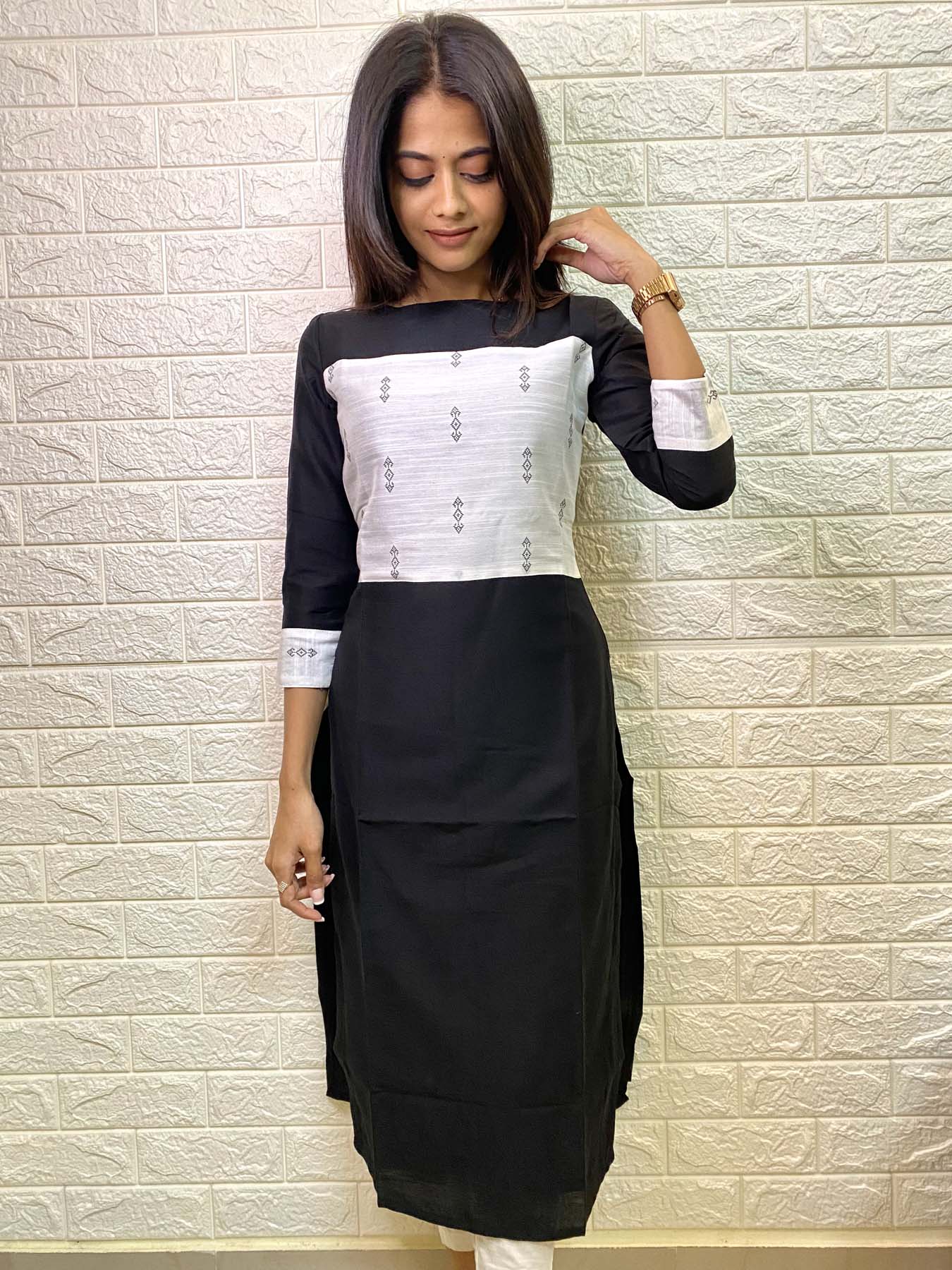 Elegant Dupion with silk cotton patch and 3/4th sleeves