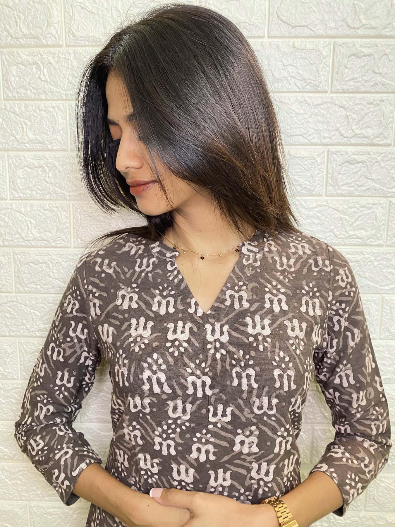 Elegant Linen  handblock cotton with 3/4th sleeves