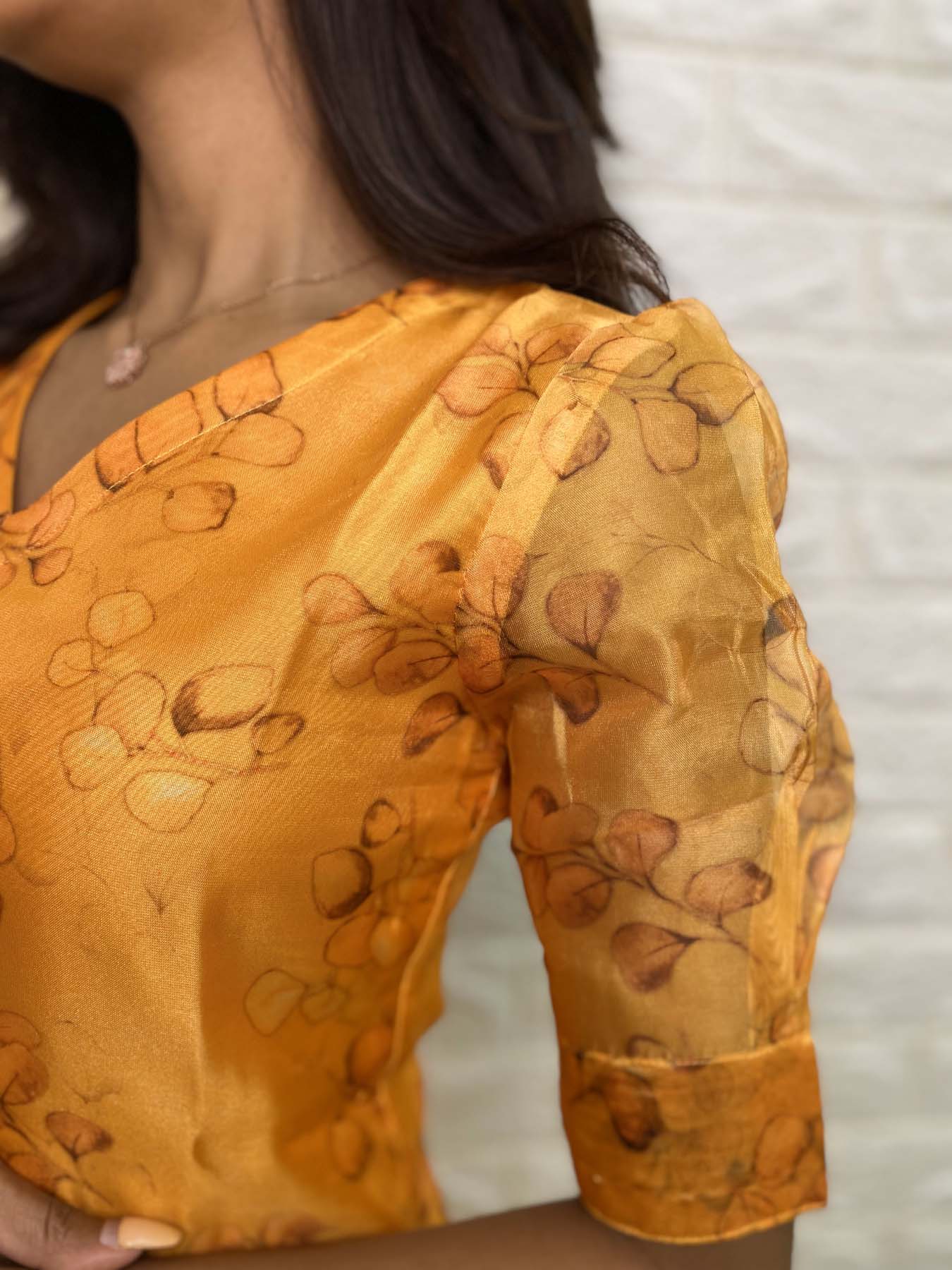 Organza kurti with elbow puff sleeves and lining attached