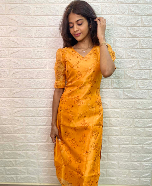 Organza kurti with elbow puff sleeves and lining attached