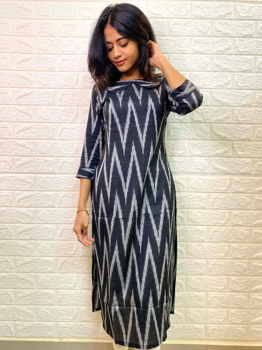 Ikkat kurti with 3/4th sleeves
