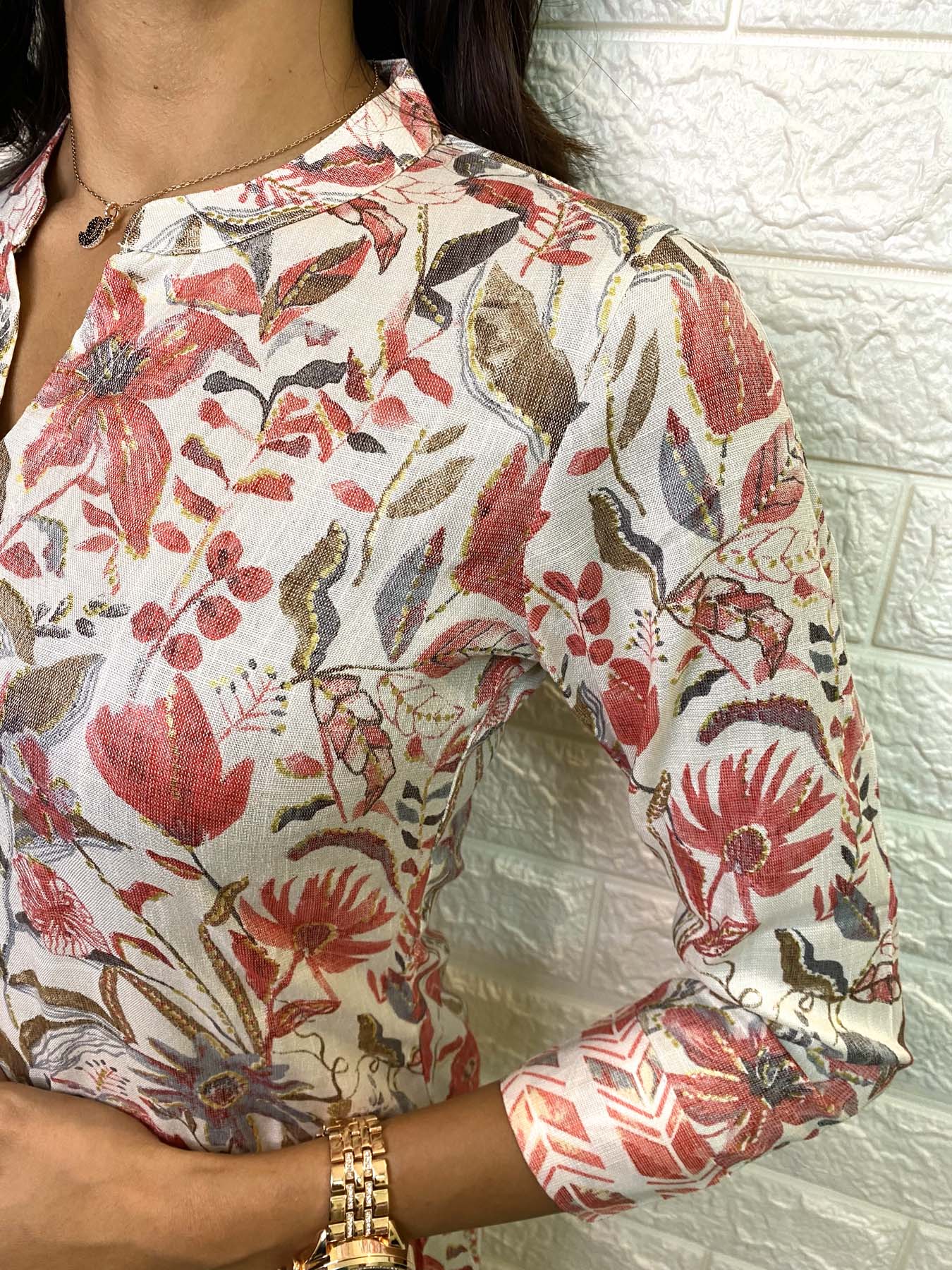 Elegant Rayon with foil print  with 3/4th sleeves