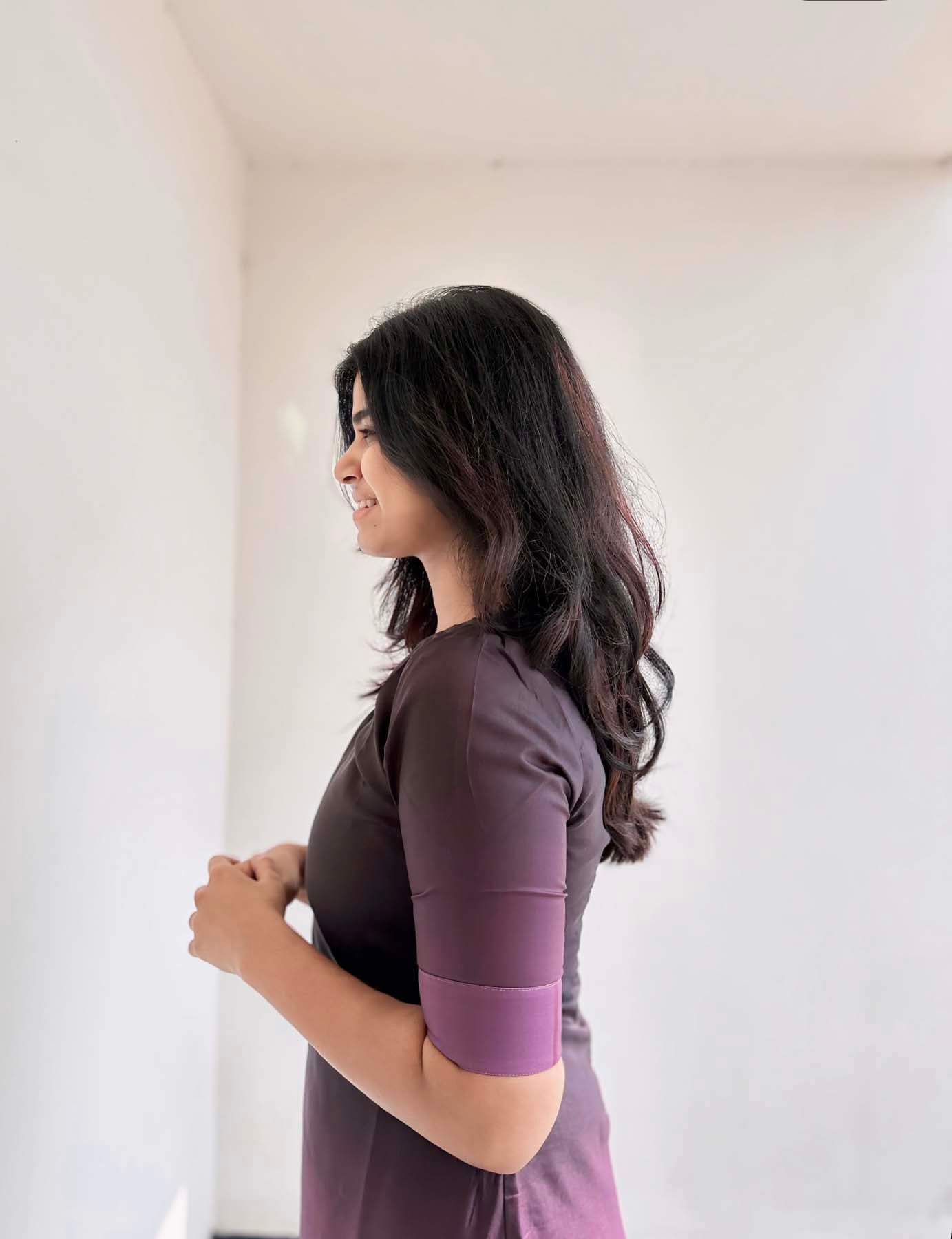 Elegant Ombre Muslin kurti with elbow sleeves