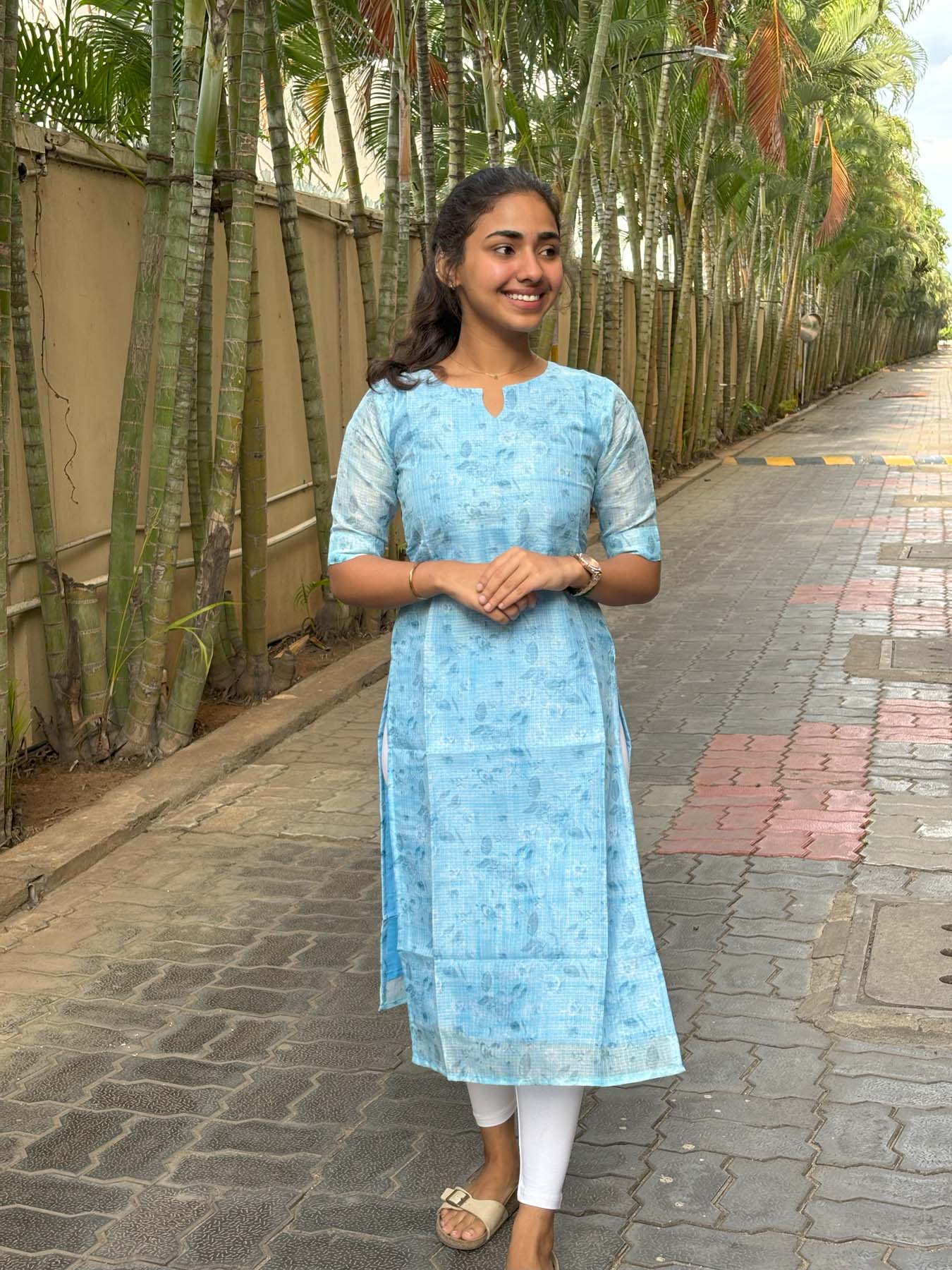 Elegant kurti with elbow sleeves