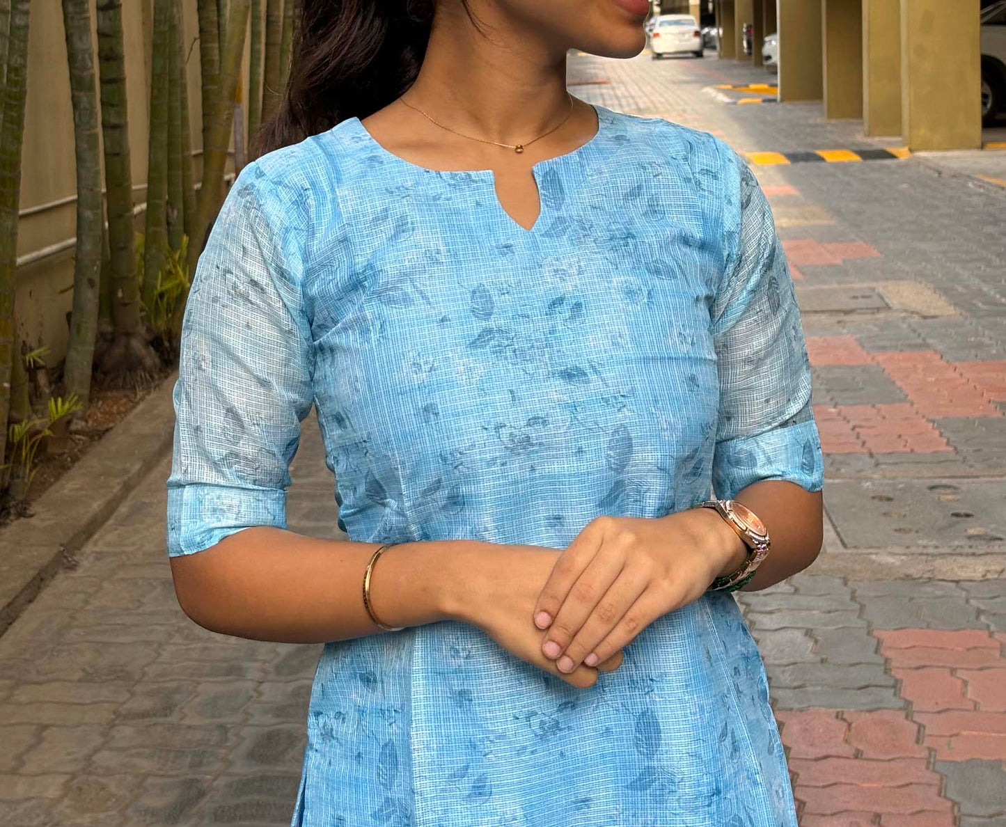 Elegant kurti with elbow sleeves