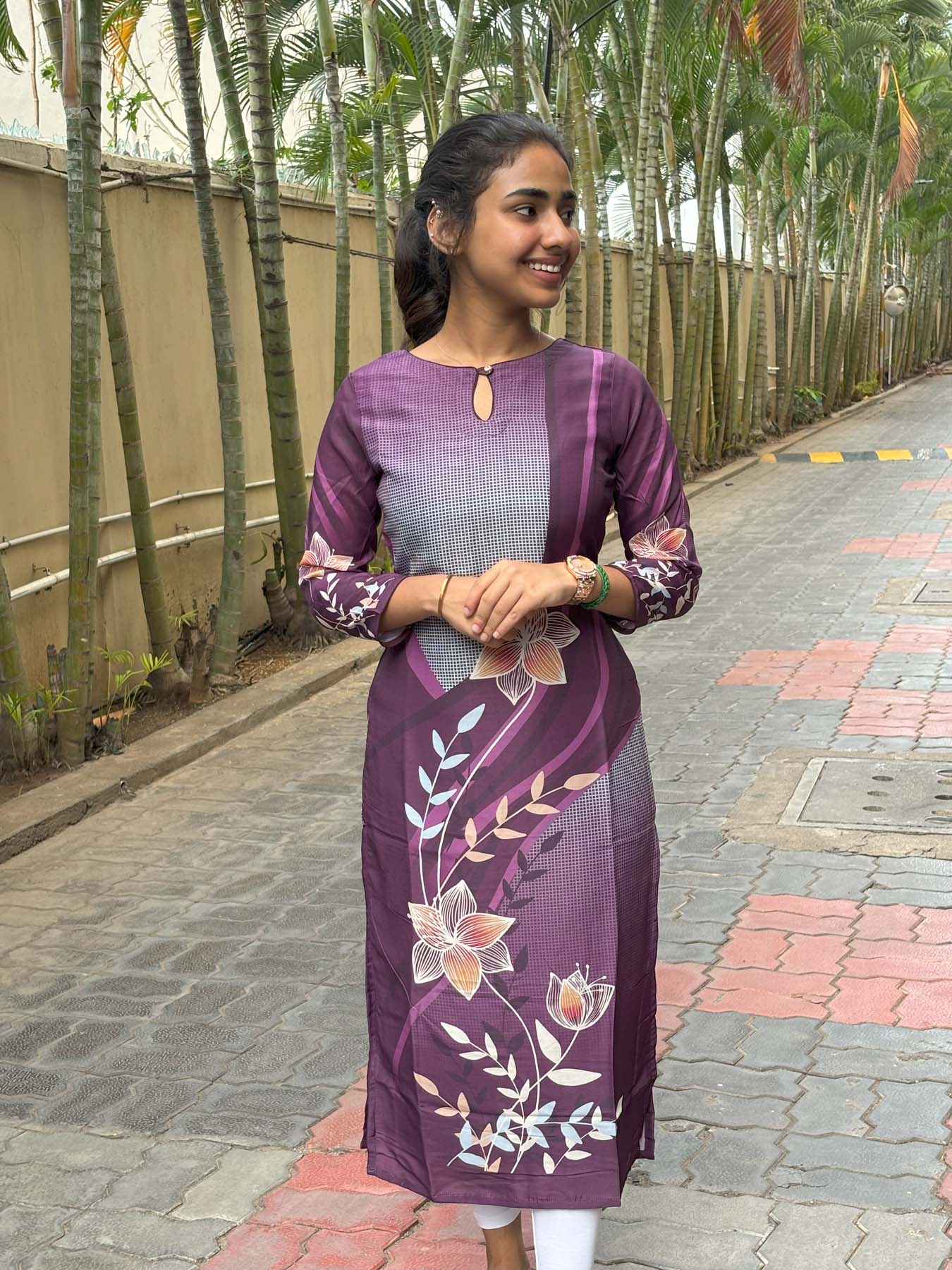 Elegant Muslin kurti with 3/4th sleeves