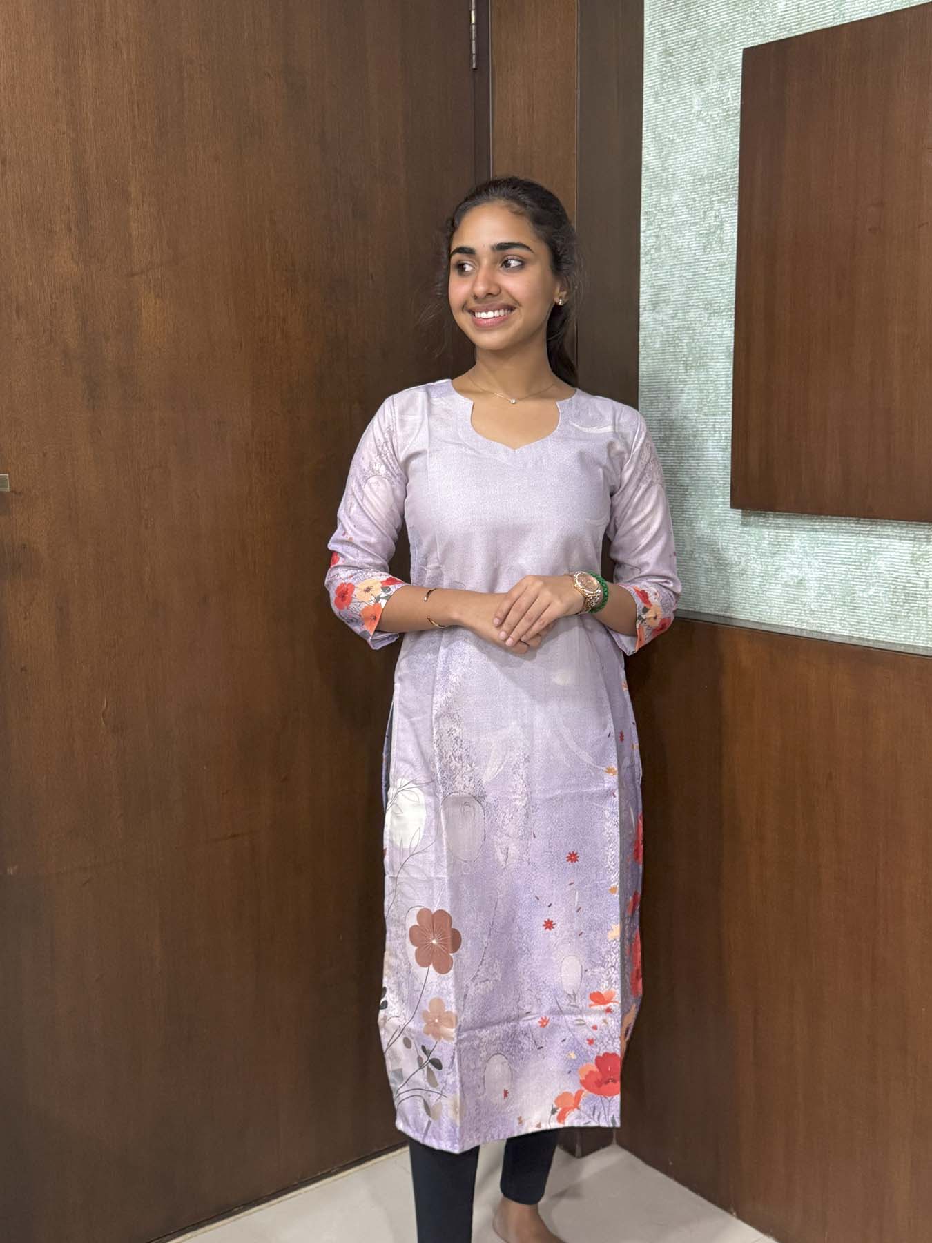Elegant Linen kurti with 3/4th sleeves