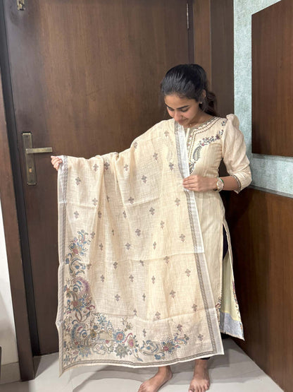 Elegant Linen  kurti with duppatta and 3/4th puff sleeves