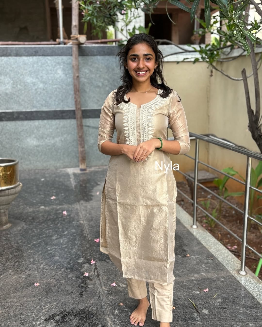 Elegant Tissue crushed kurti with embroidery on neck line with 3/4th sleeves