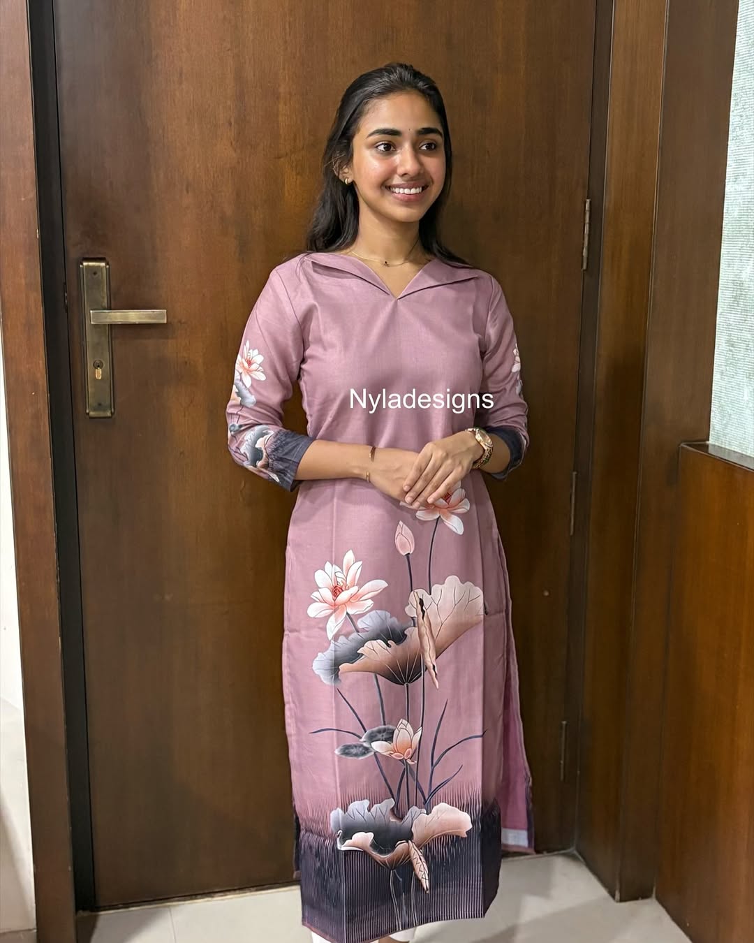 Elegant Linen cotton kurti with 3/4th sleeves