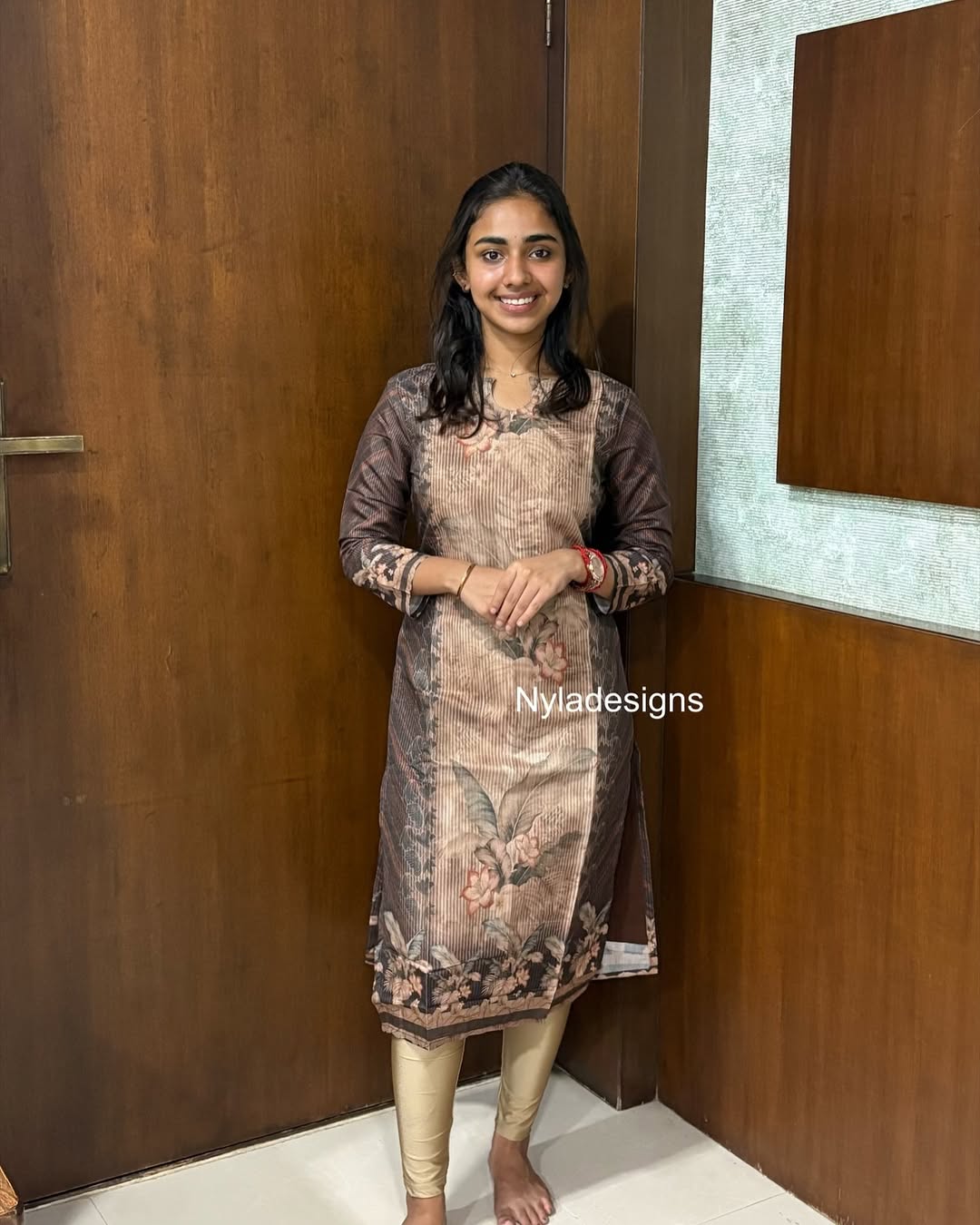 Elegant Muslin shimmer kurti with 3/4th sleeves