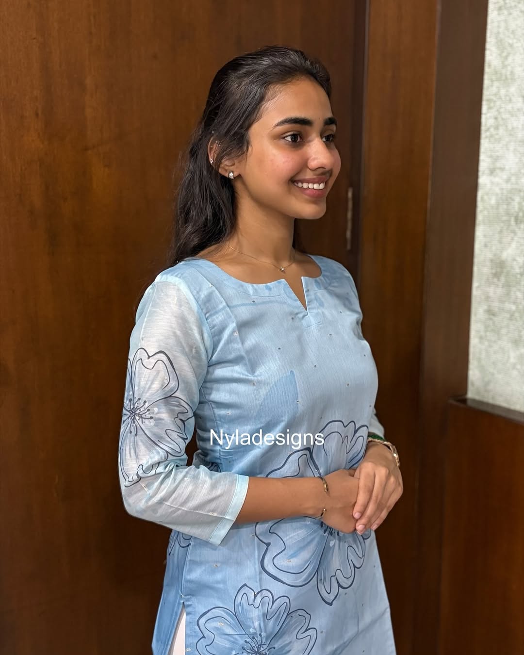 Elegant Chanderi kurti with 3/4th sleeves