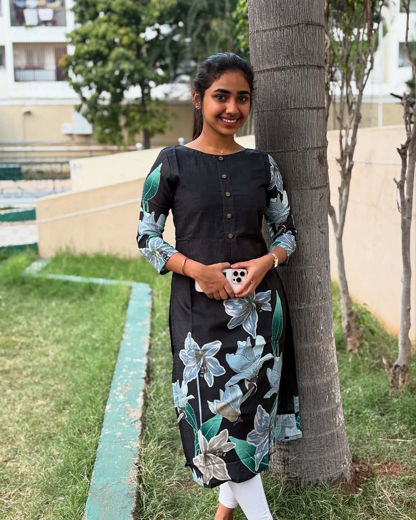 Elegant Muslin kurti with 3/4th sleeves