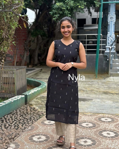 Elegant Premium RawSilk  kurti with kantha duppatta (Sleeves can be customised)