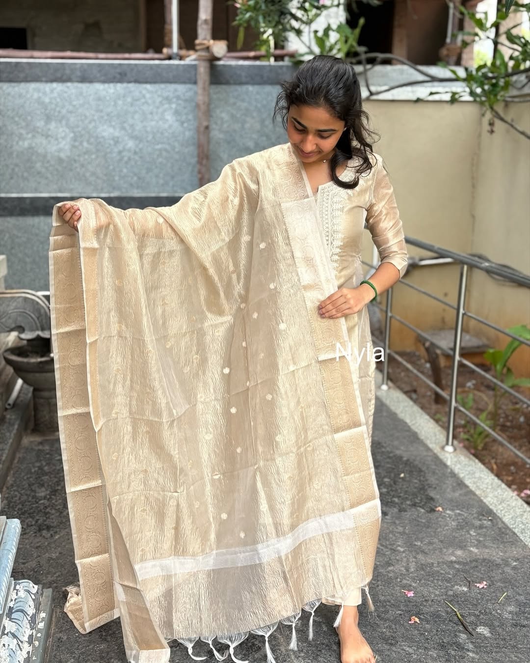 Elegant Tissue crushed kurti with embroidery on neck line with 3/4th sleeves