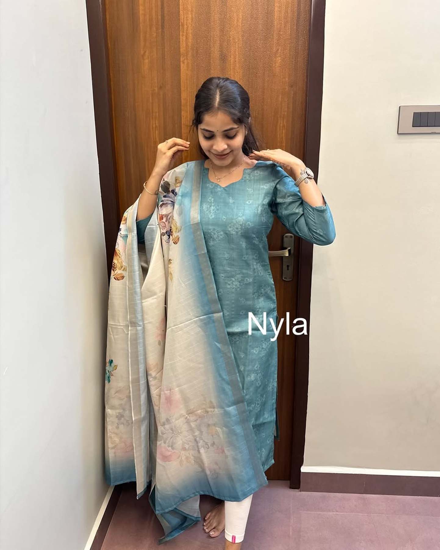 Elegant Chanderi silk with 3/4th sleeves