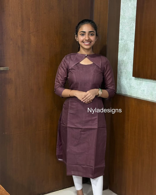 Elegant Muslin kurti with 3/4th sleeves